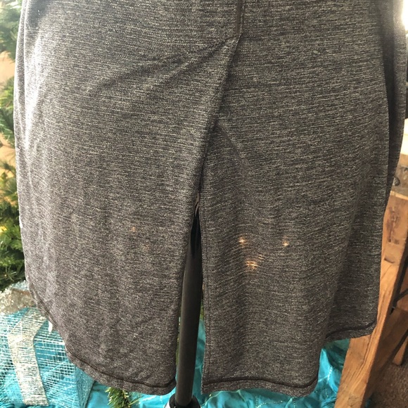 Lululemon athletica tank 12 - Picture 6 of 6